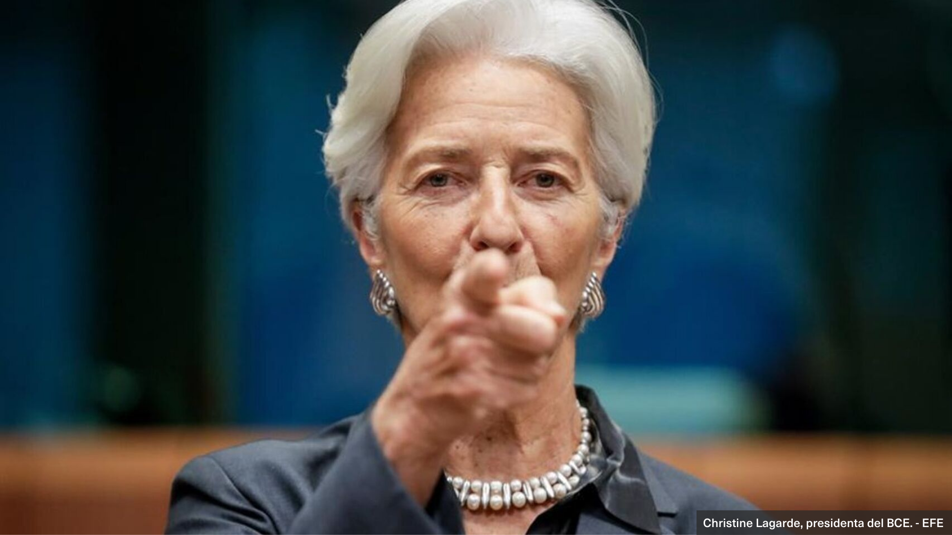 Lagarde da un golpe de mano ante el COVID19: en tiempos extraordinarios, acciones extraordinarias